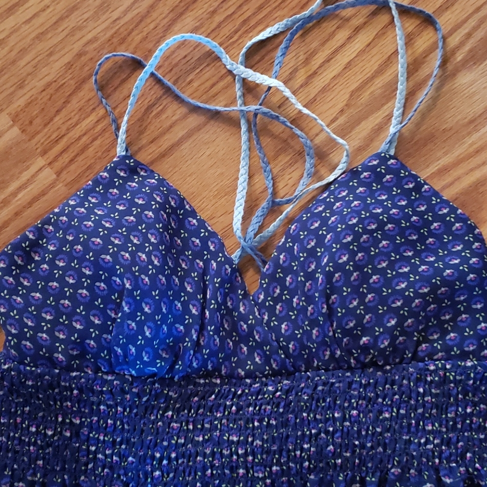 Dress - Picture 3 of 4